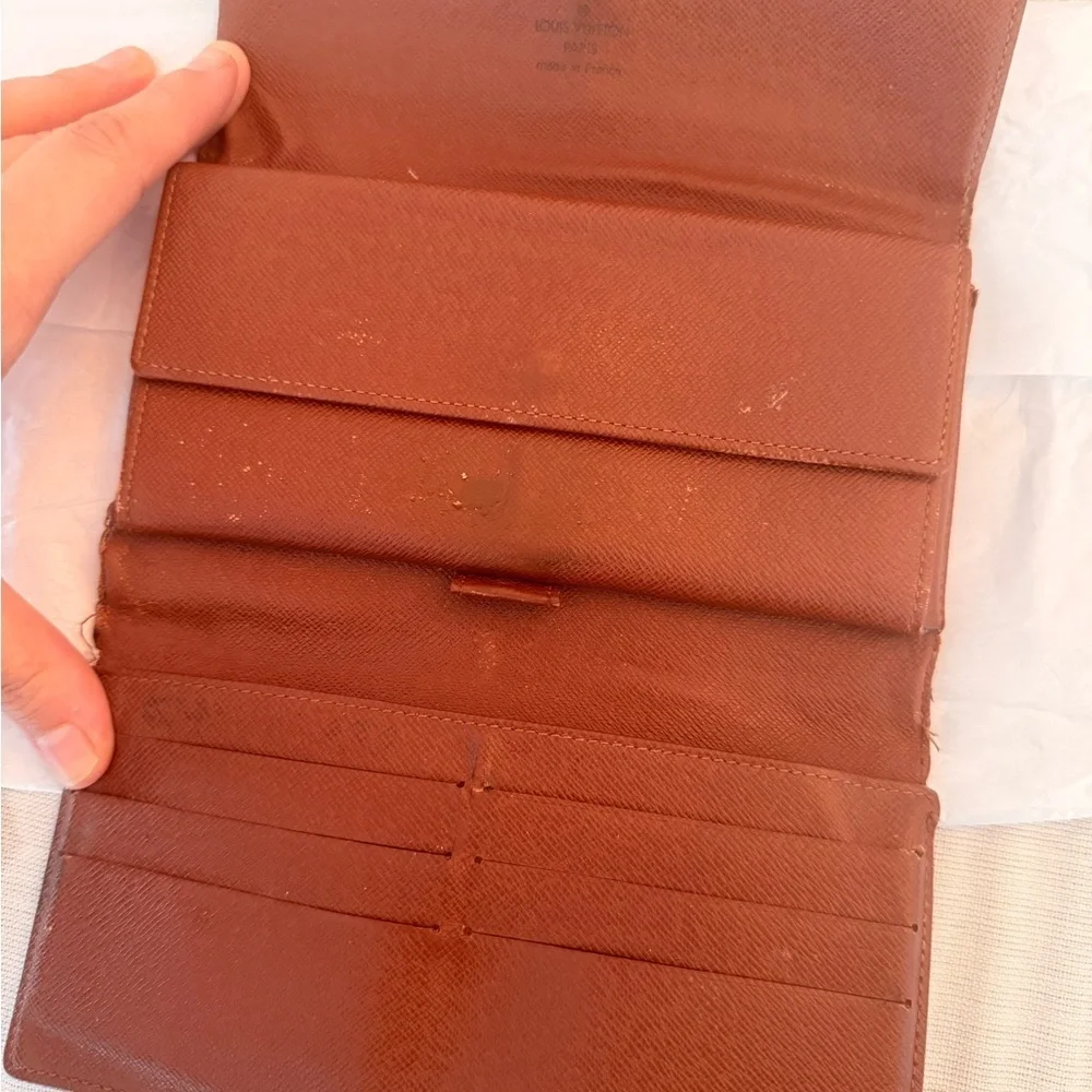 Louis Vuitton authentic louis